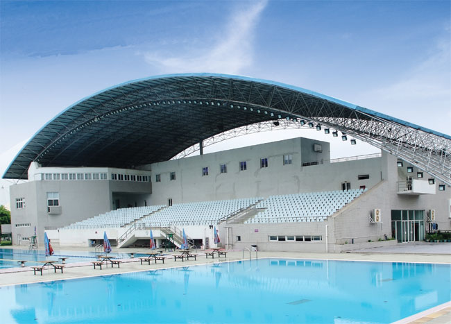 同江游泳馆网架